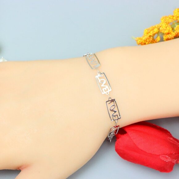 "Elegant & Trendy Bracelet, A Perfect Gift for Women, Thoughtful, EVCH1767 - Picture 4 of 10